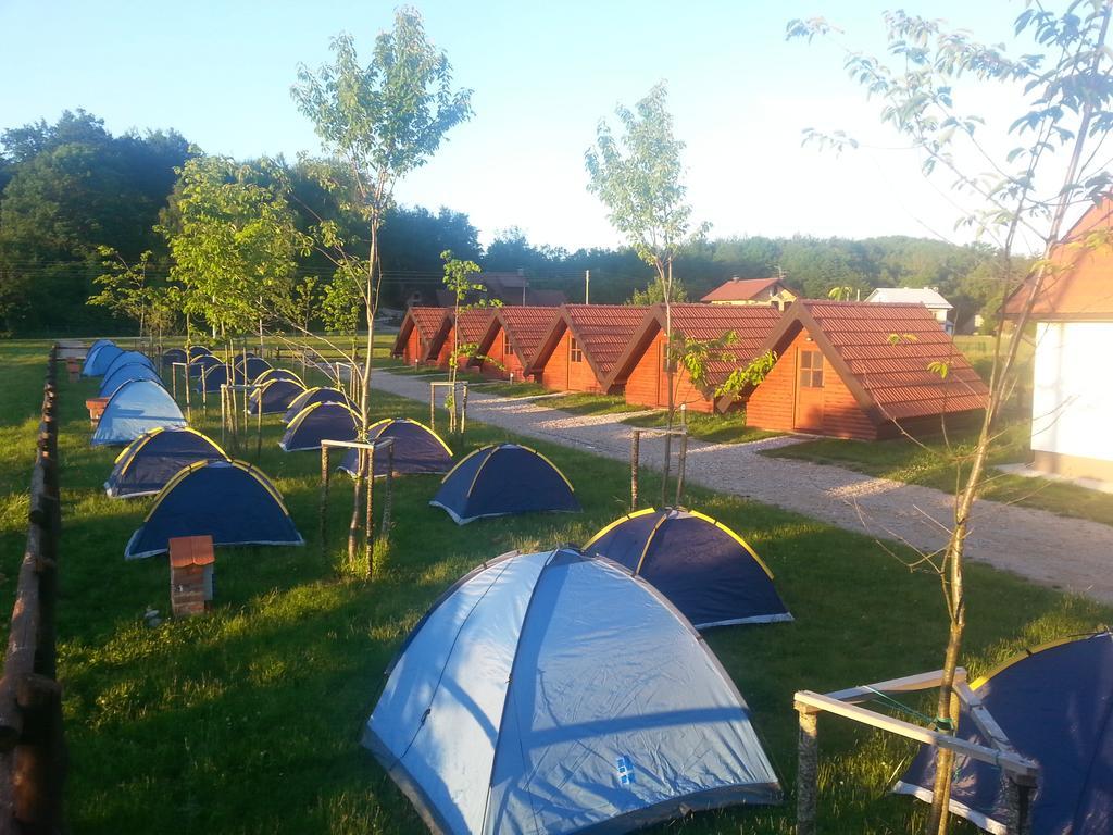 Bungalows Rizvan City Brusane Eksteriør bilde