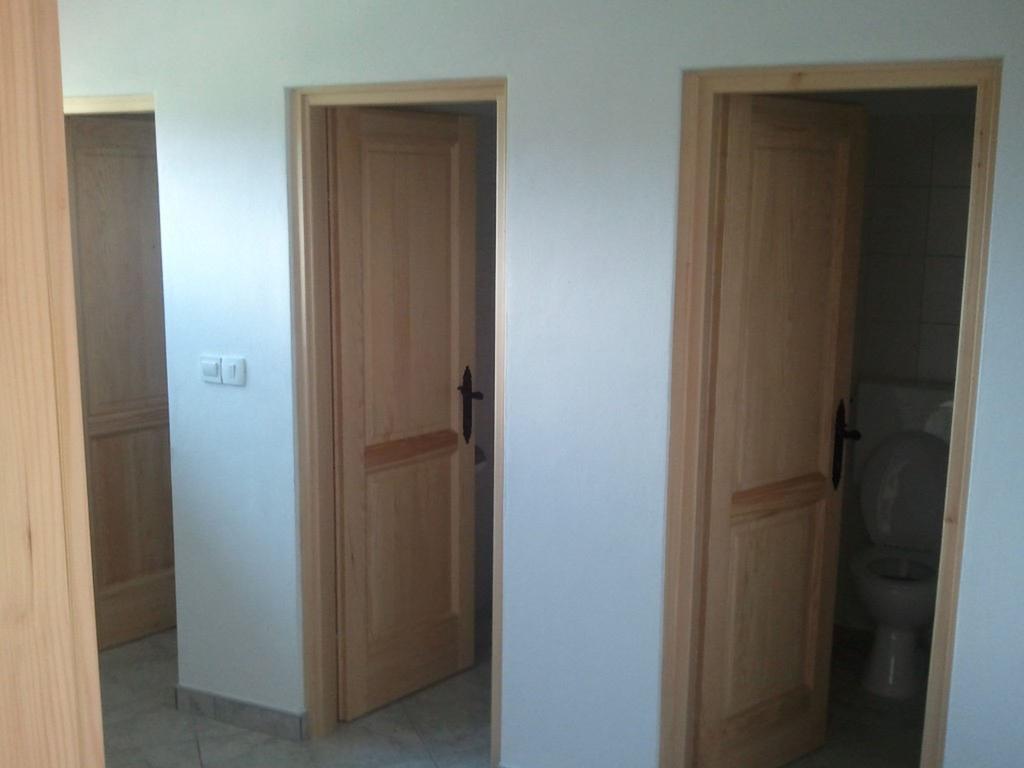Bungalows Rizvan City Brusane Rom bilde